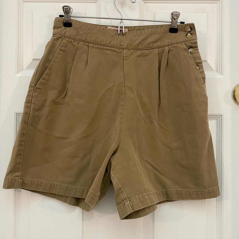 Banana Republic Vintage High Waist w Side Button 100% Cotton Khaki Shorts - 10